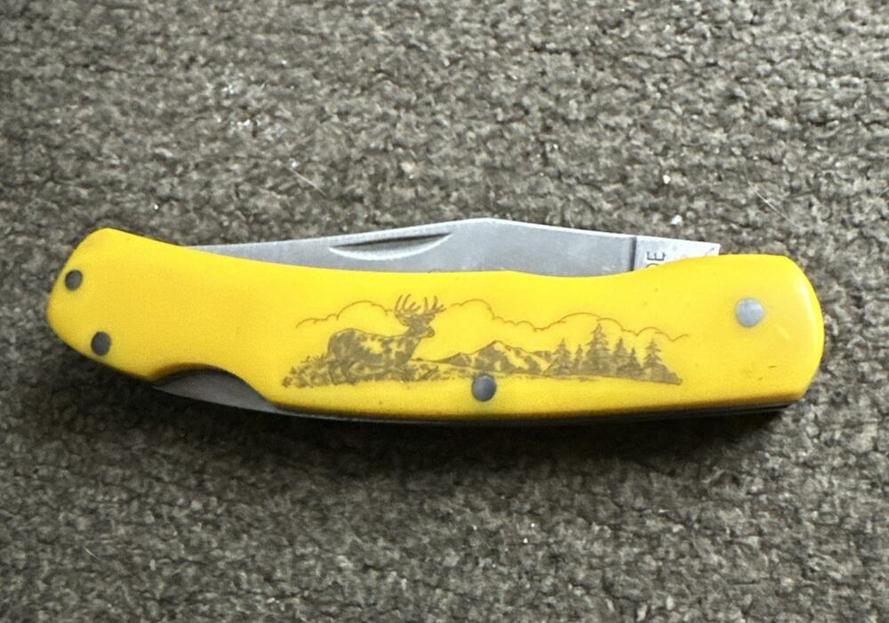 Schrade Uncle Henry Yellow 2-Blade Slipjoint Pocketknife, Stainless Clip Point